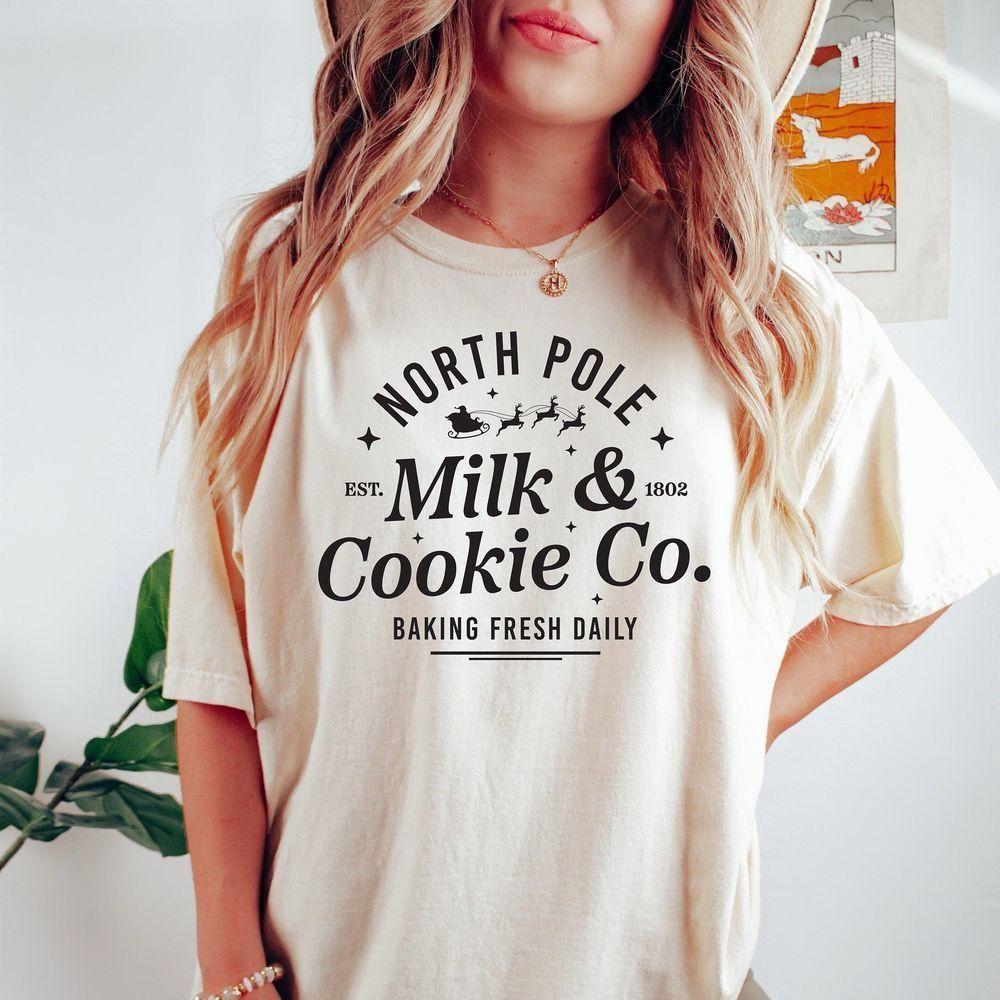 Retro Christmas 60 Vuitino Shirt